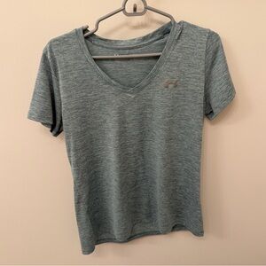 Under Armour Women's Heathered Green Heat Gear Loose Fit Shirt